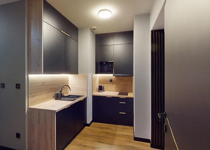 Staromiejski Bulwar By The River شقة