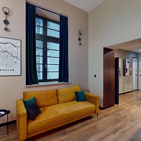 Staromiejski Bulwar By The River Apartment *