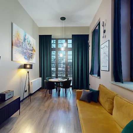 Staromiejski Bulwar By The River * Wroclaw