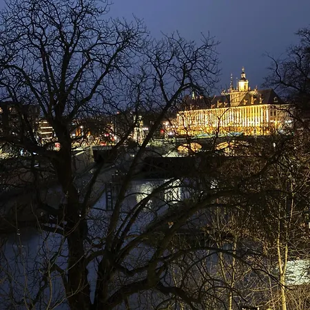 Staromiejski Bulwar By The River