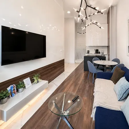 Staromiejski Bulwar By The River Apartament *