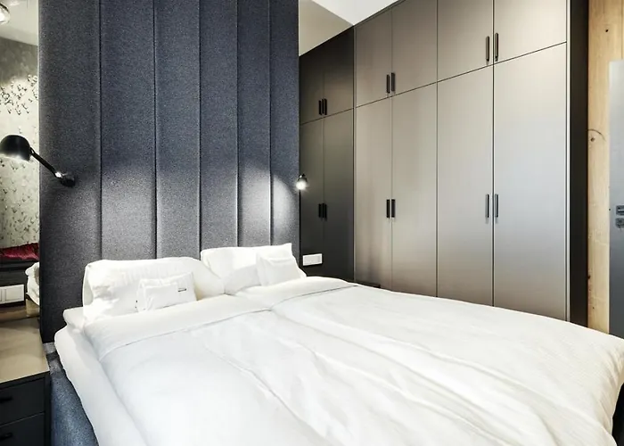 Staromiejski Bulwar By The River *